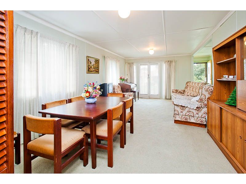 57 Mitchell Street, SUNNYBANK, QLD 4109