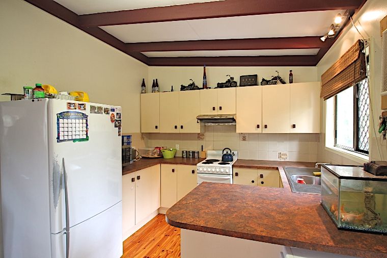 6 Hume Street, WOODEND, QLD 4305
