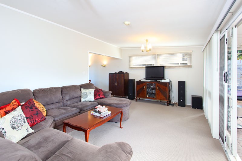 17 Maberley Street, GEEBUNG, QLD 4034