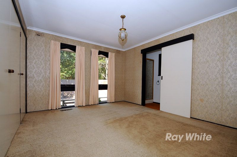 32 Alderford Drive, WANTIRNA, VIC 3152