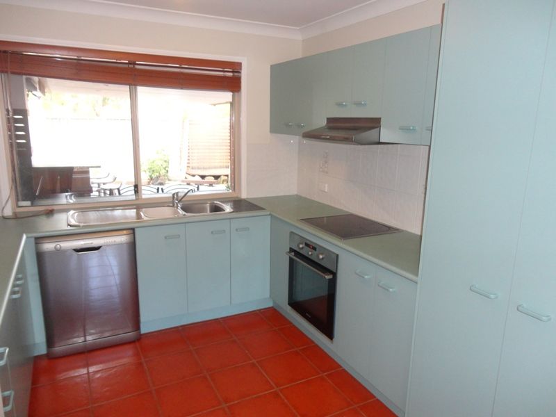 4 Scotia Place, MERRIMAC, QLD 4226