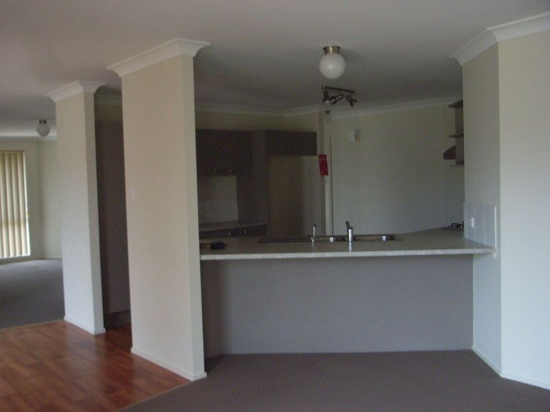 23 Cascade Circuit, ALBION PARK, NSW 2527