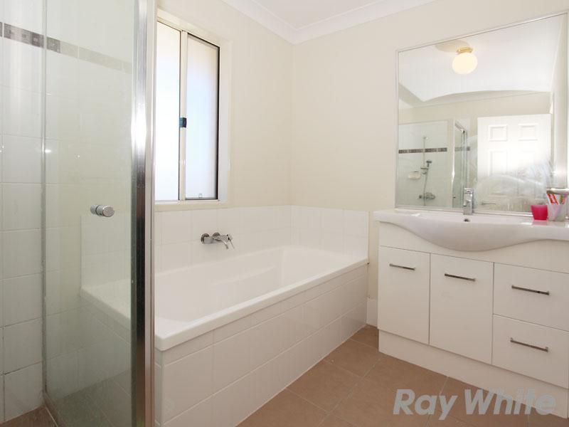 1/9 Lady Bowen Parade, ROTHWELL, QLD 4022