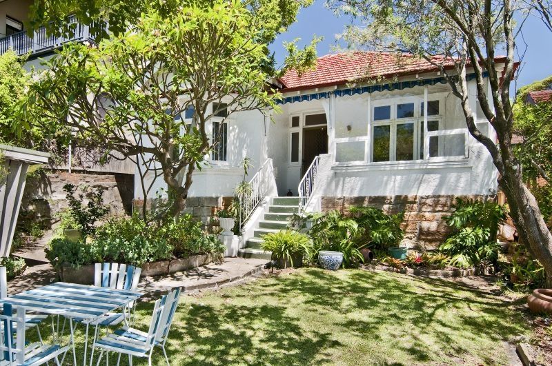 16 Fifth Avenue, CREMORNE NSW 2090