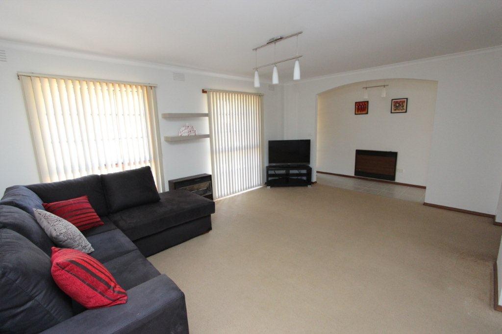 2/209 Mt Pleasant Road, HIGHTON, VIC 3216