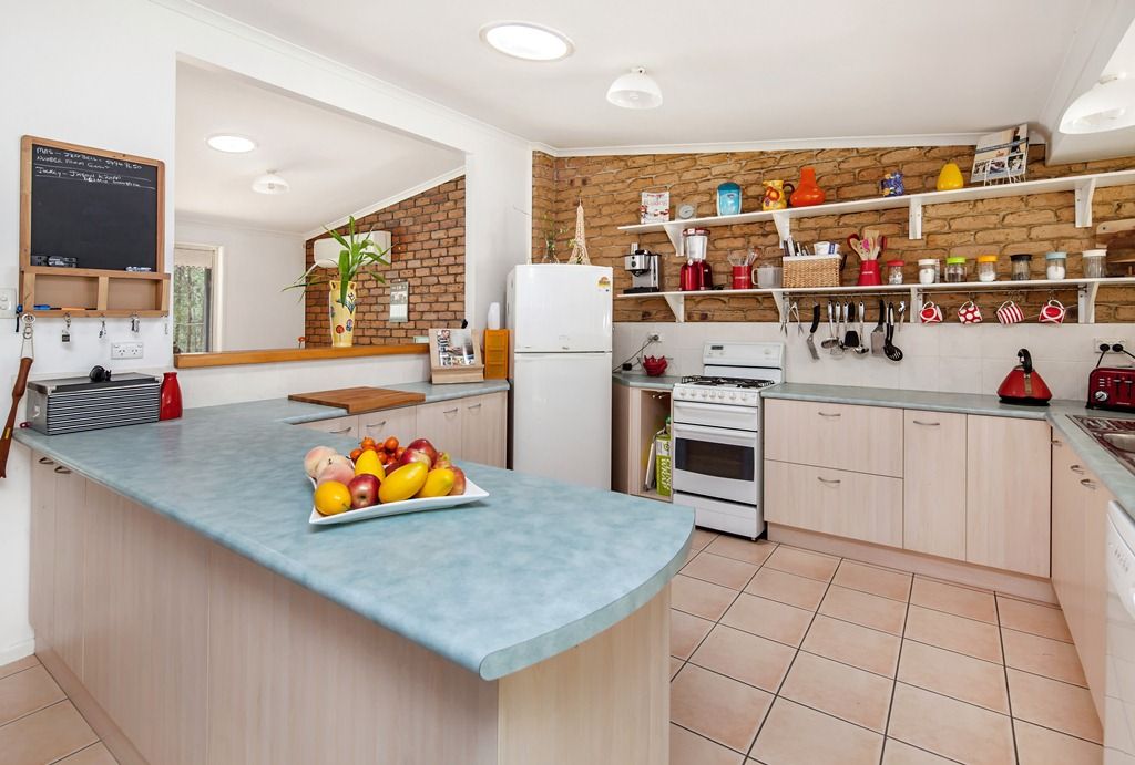38 Isambert Road, GLENVIEW, QLD 4553