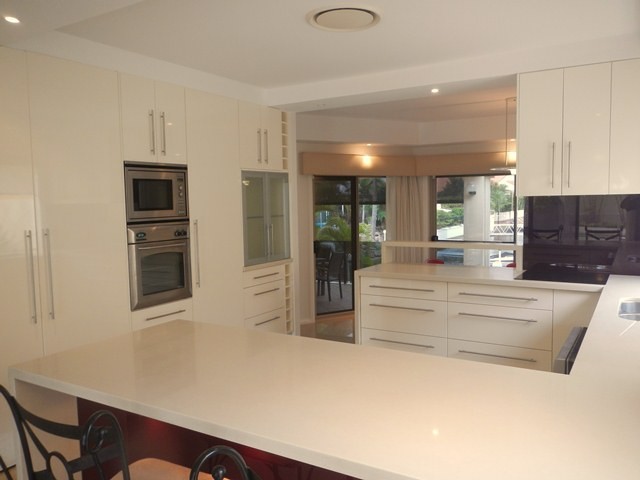 4 Rum Point Place, RUNAWAY BAY, QLD 4216