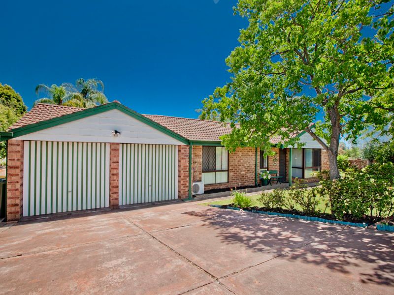 2 Towerhill Road, ALEXANDER HEIGHTS WA 6064