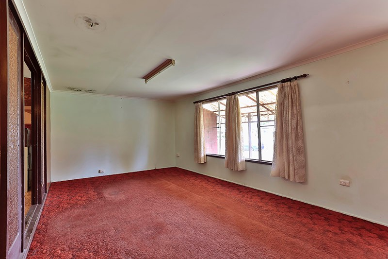 27 Cathro Street, ROCKVILLE, QLD 4350