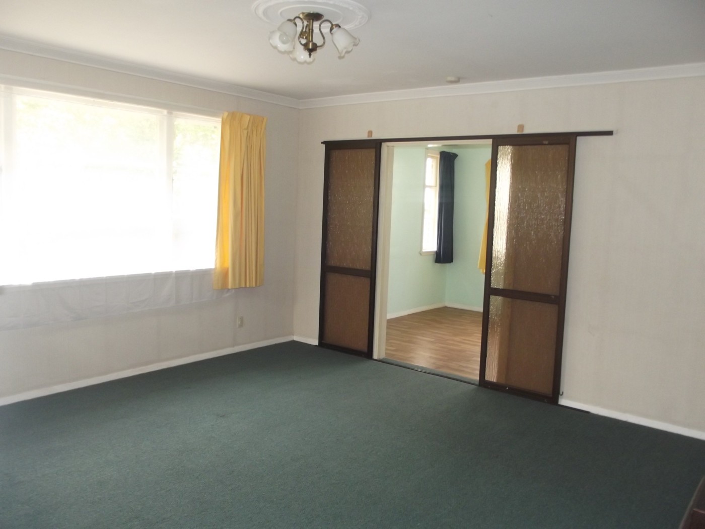 1c Henry Street, EBDENTOWN, Upper Hutt City