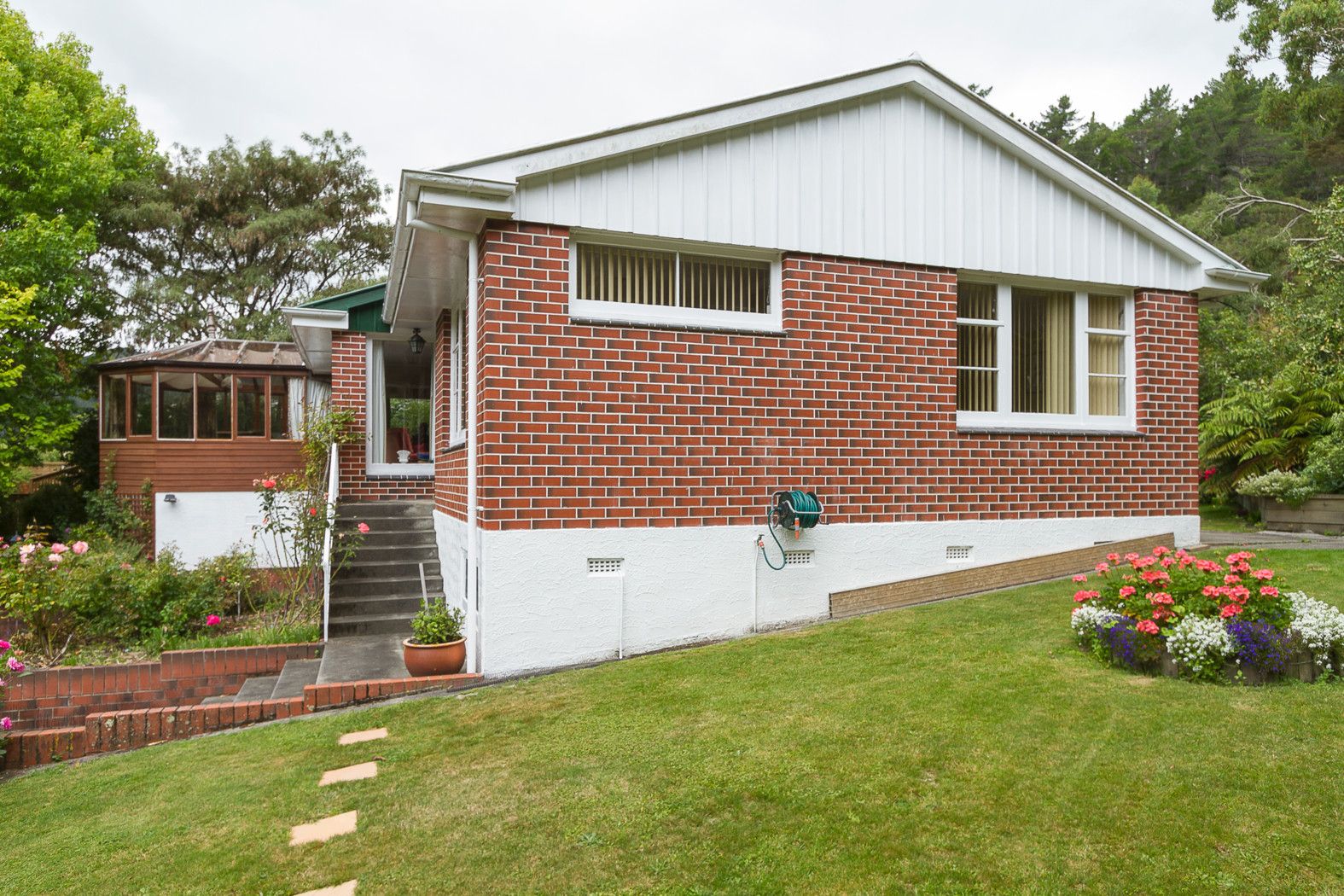 87 Raukawa Street, STOKES VALLEY, Lower Hutt City