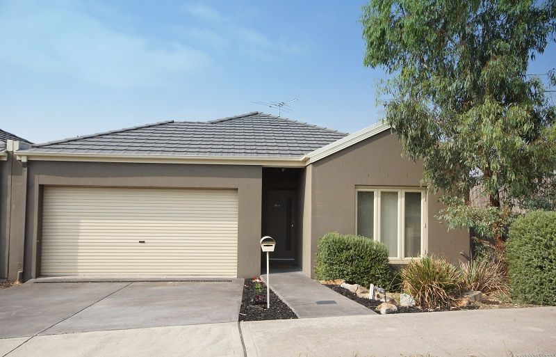 124a Ahern Road, PAKENHAM, VIC 3810