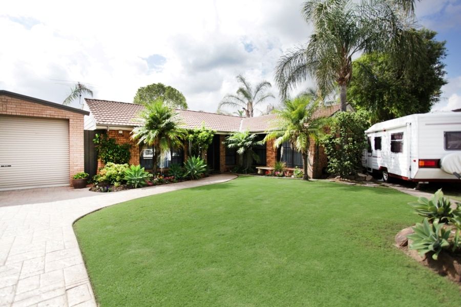 11 Gumleaf Row, WERRINGTON DOWNS, NSW 2747