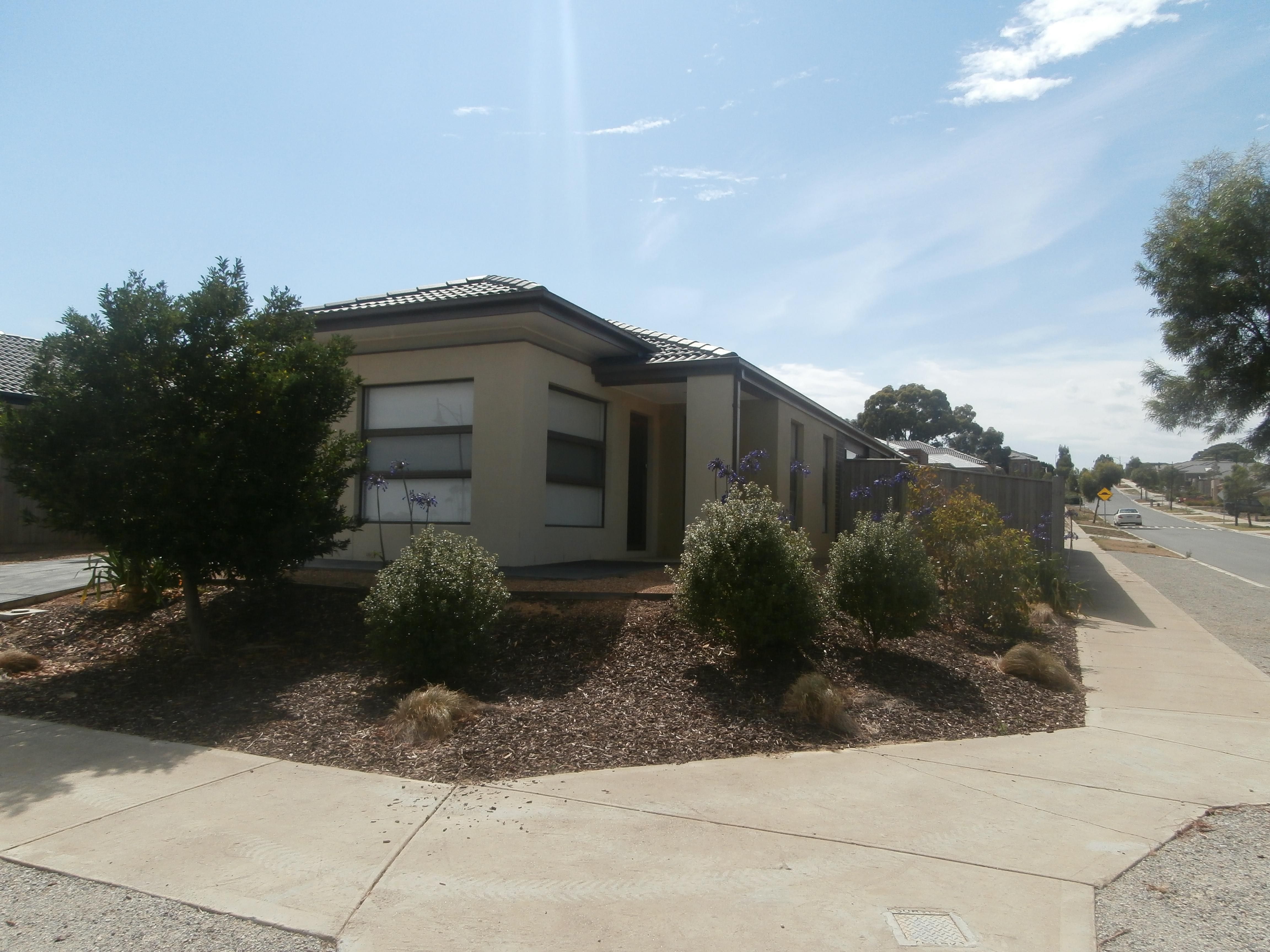 2 Sunningdale Road, DOREEN, VIC 3754