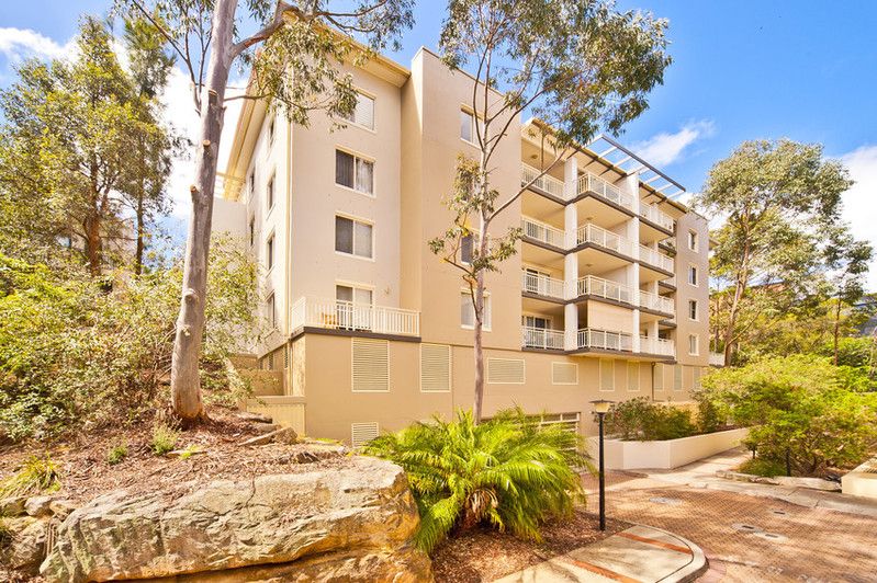 33 Kinsellas Drive, LANE COVE NSW 2066