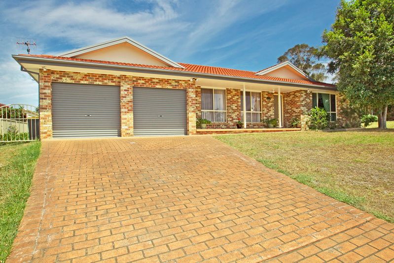 90 Jasmine Drive, BOMADERRY NSW 2541