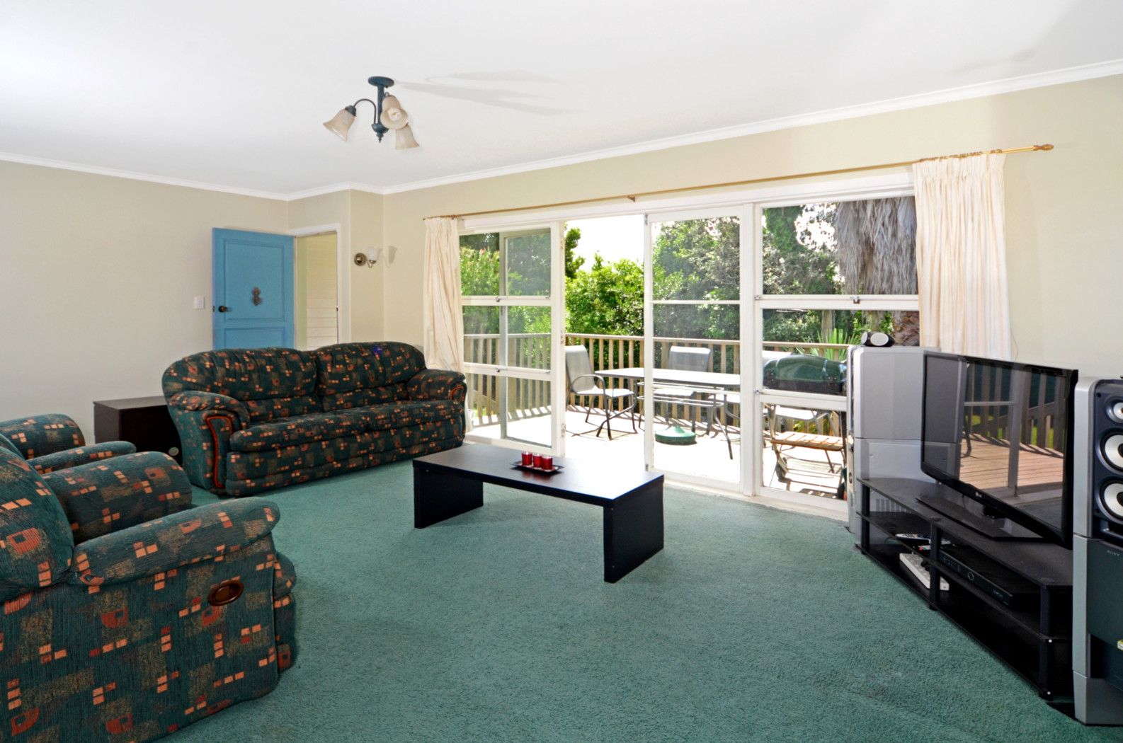 22 Ludlow Terrace, GLENFIELD, North Shore City