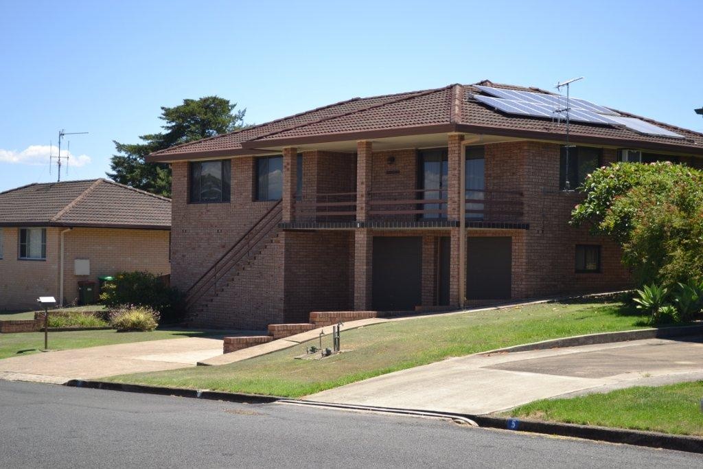 TAREE, NSW 2430