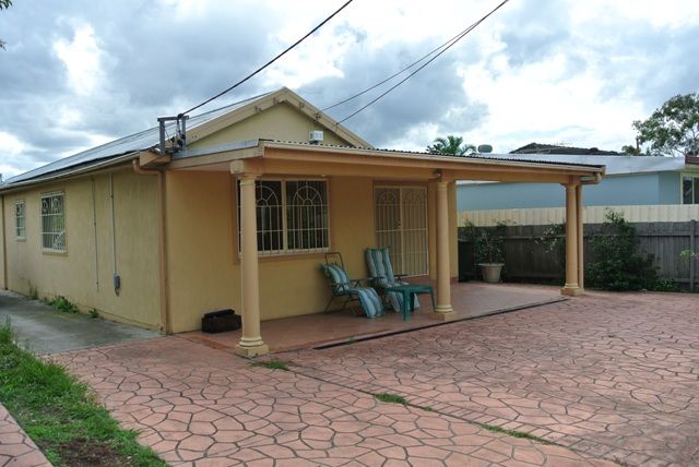 11 Lals Parade, FAIRFIELD EAST NSW 2165