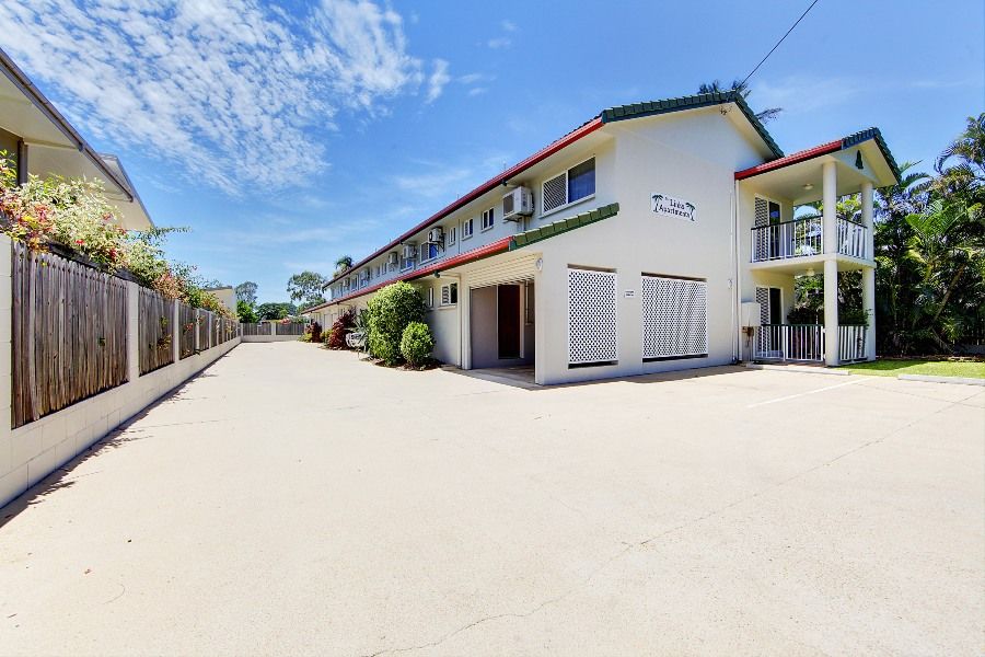37 Lindsay Street, ROSSLEA QLD 4812