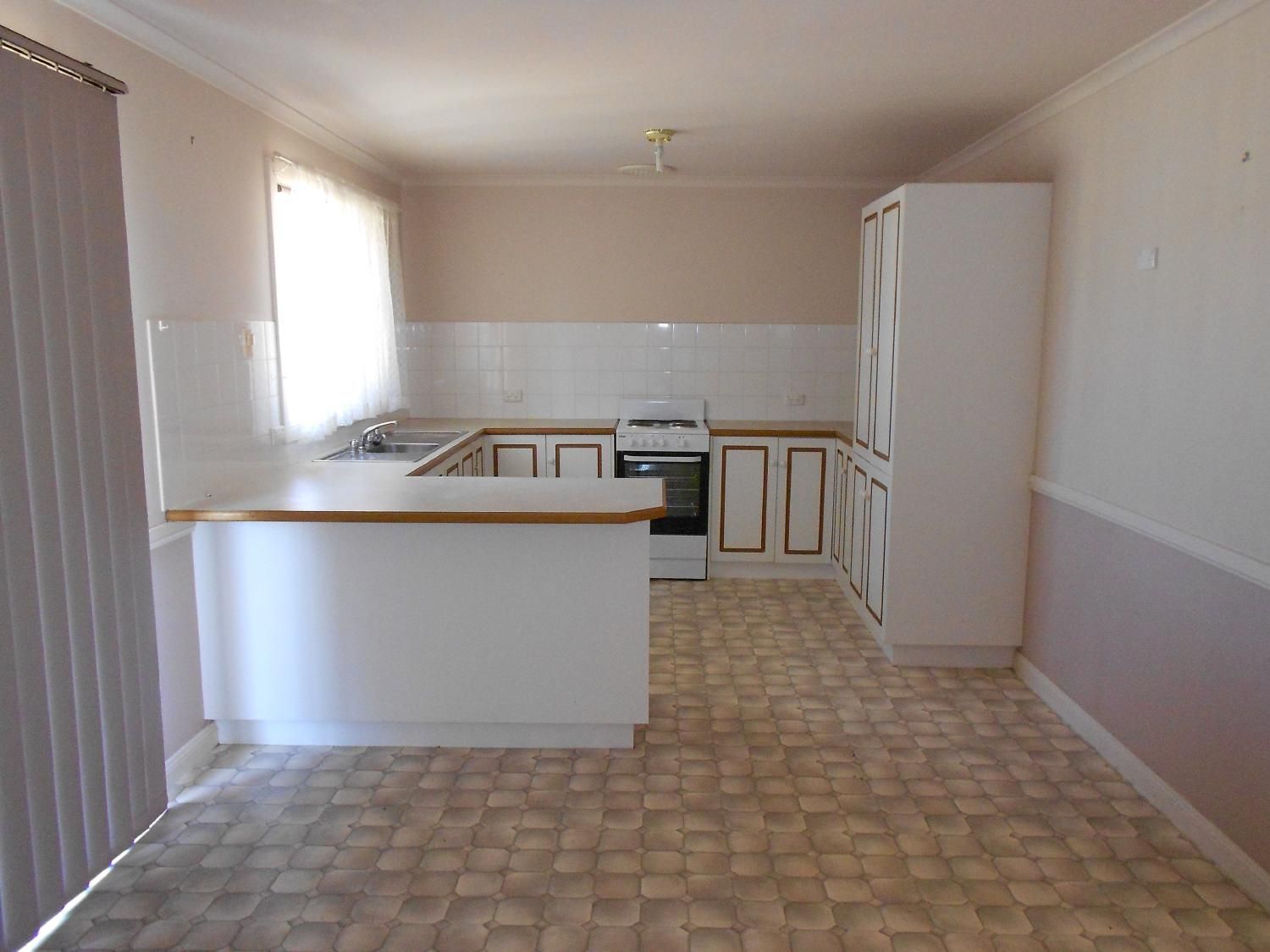 1 and 2/4 Smith Avenue, BORDERTOWN, SA 5268
