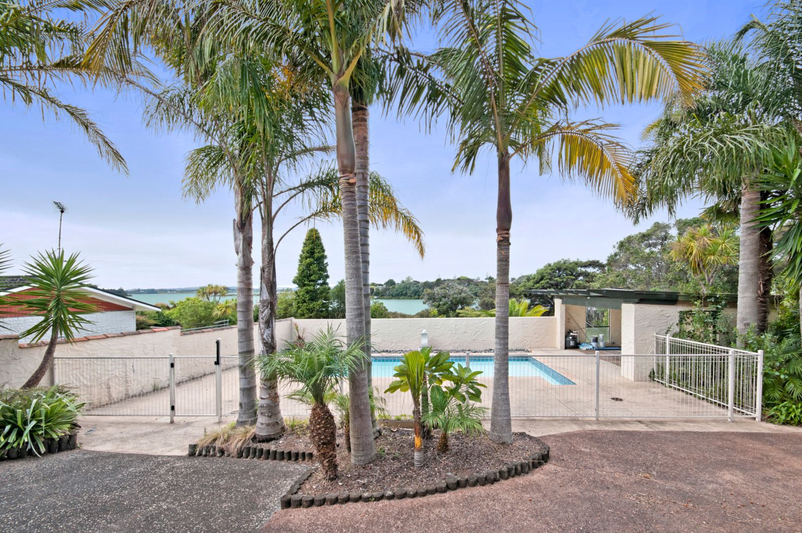 359 Royal Road, ROYAL HEIGHTS, Waitakere City
