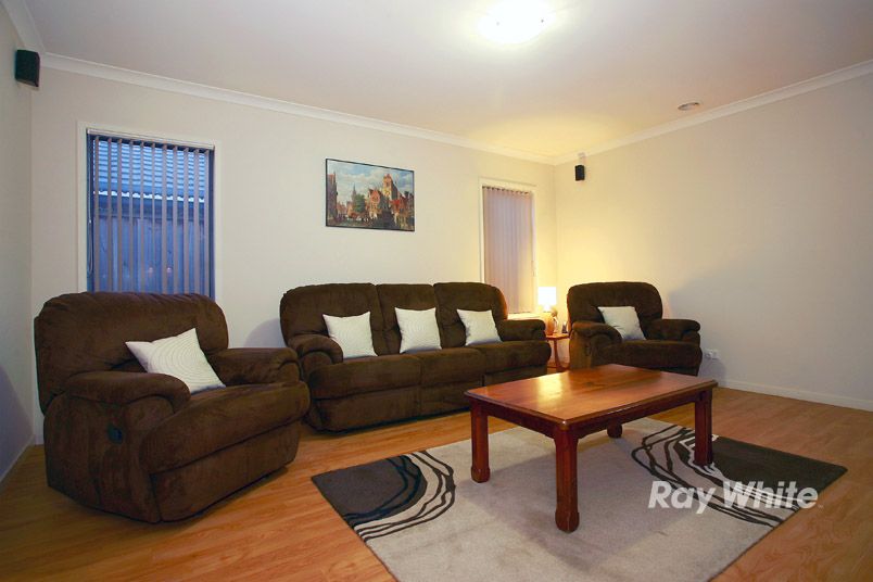 12 Rose Bush Court, LYNDHURST, VIC 3975