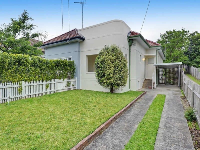 12 College Street, GLADESVILLE NSW 2111