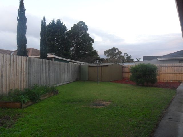 1 Garden Court, KEYSBOROUGH, VIC 3173