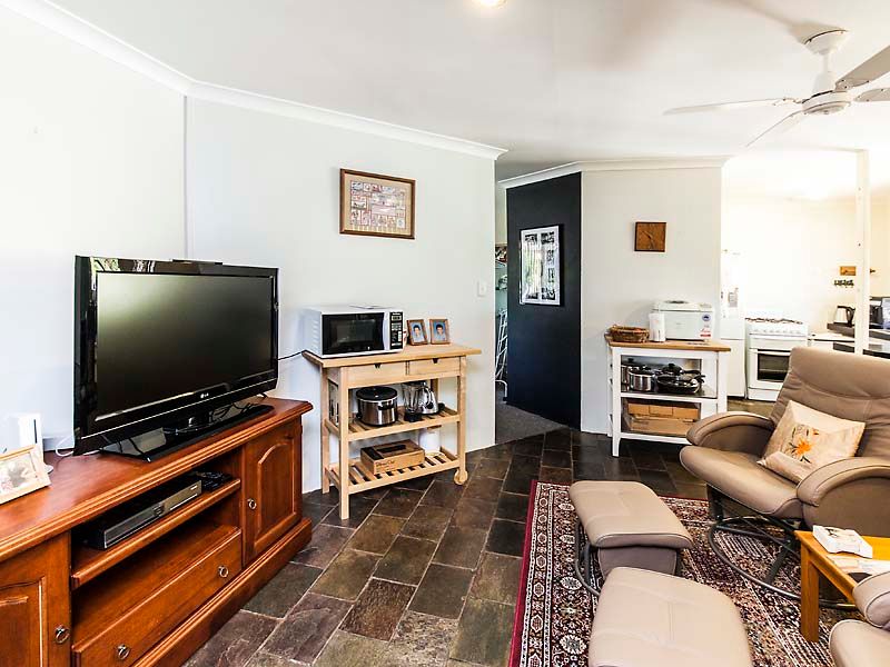 49 Reynolds Close, SWAN VIEW WA 6056