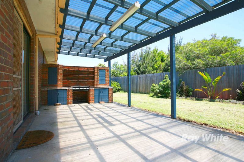 3 Walnut Court, CRANBOURNE NORTH, VIC 3977