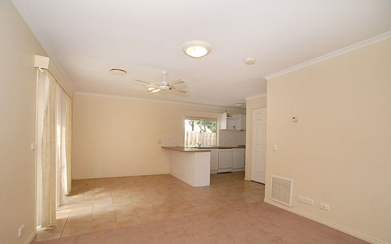 1/24-26 Napoleon Road, FERNTREE GULLY, VIC 3156