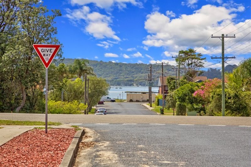 19 Bangalow Street, ETTALONG BEACH NSW 2257