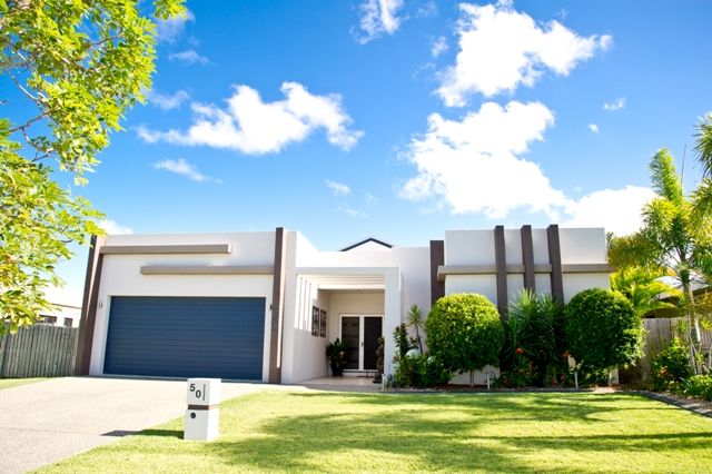 50 Gingham Street, GLENELLA QLD 4740