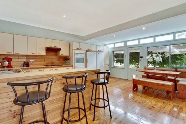 4 Ulolo Avenue, HORNSBY HEIGHTS, NSW 2077