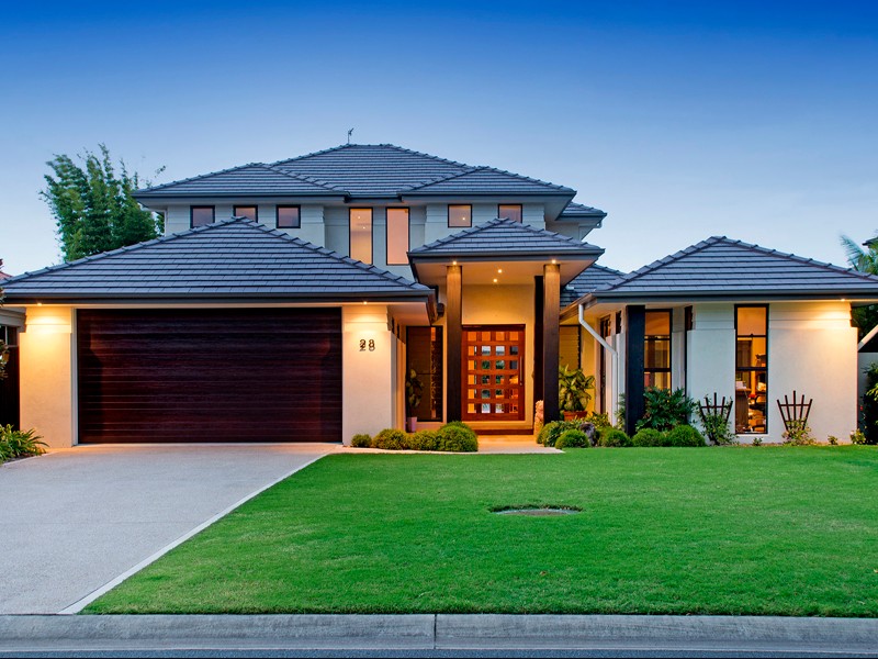 28 Calmwater Crescent, HELENSVALE, QLD 4212