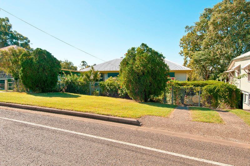 51 Woodend Road, WOODEND, QLD 4305