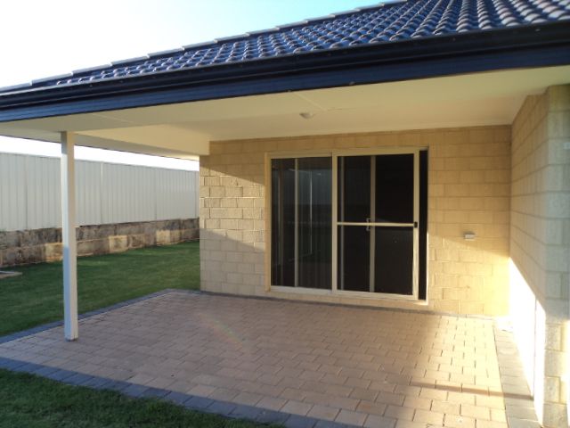 15 Peak Street, DRUMMOND COVE, WA 6532