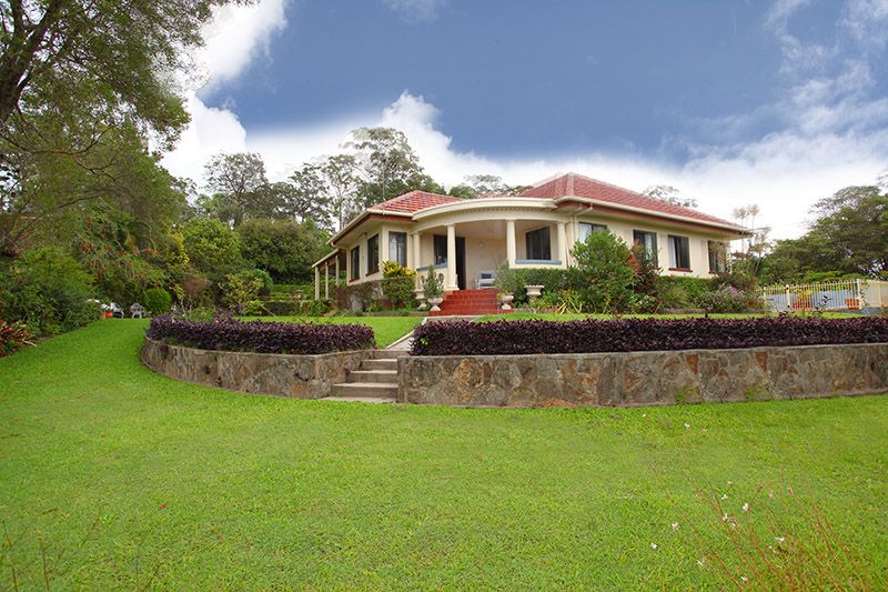 2 Woodchester Close, ROSEMOUNT QLD 4560