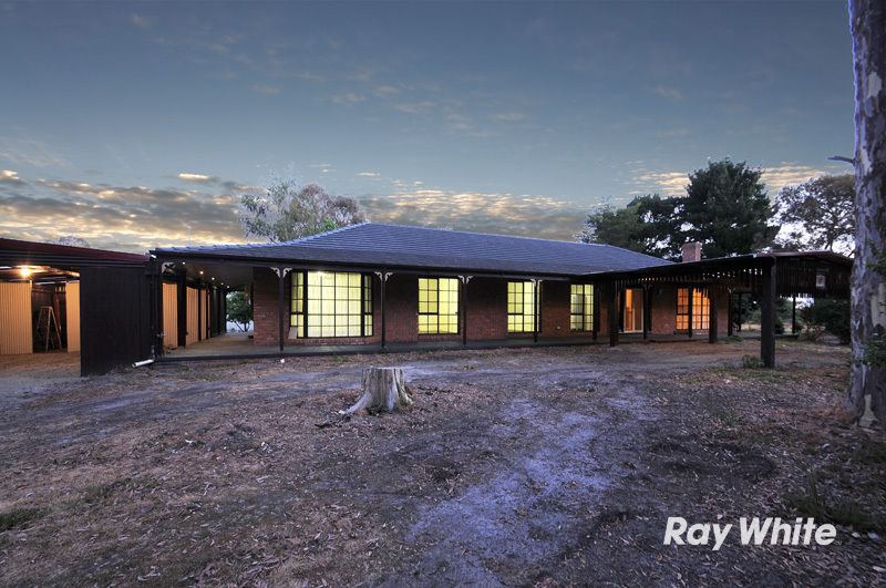 48 East Road, PEARCEDALE VIC 3912