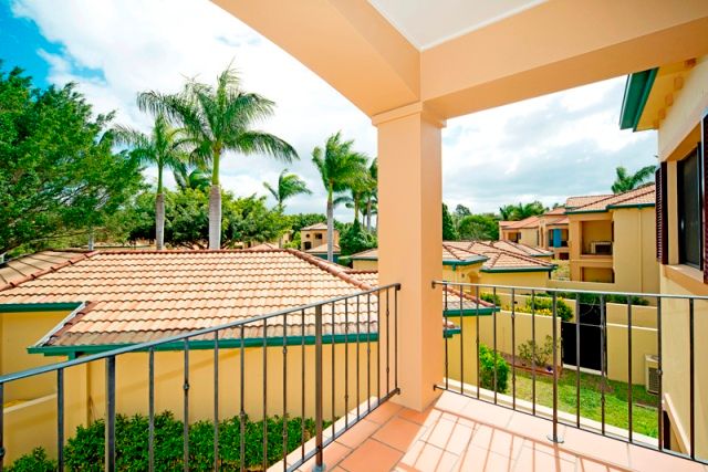 3257 The Palladian Drive, HOPE ISLAND, QLD 4212