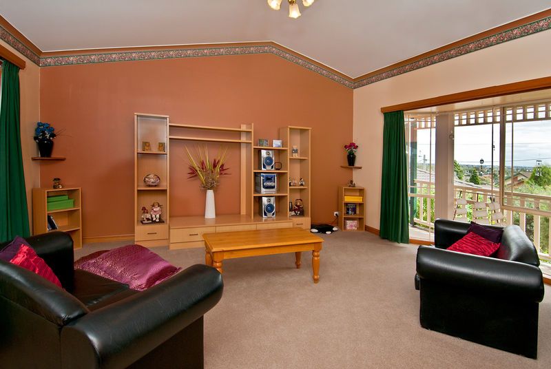 10 Egerton Grove, EPPING, VIC 3076