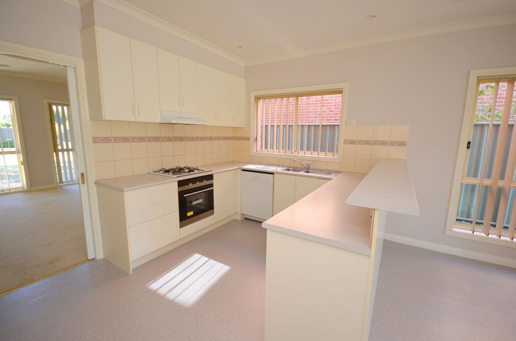 13 Garden Court, LAKE GARDENS, VIC 3355