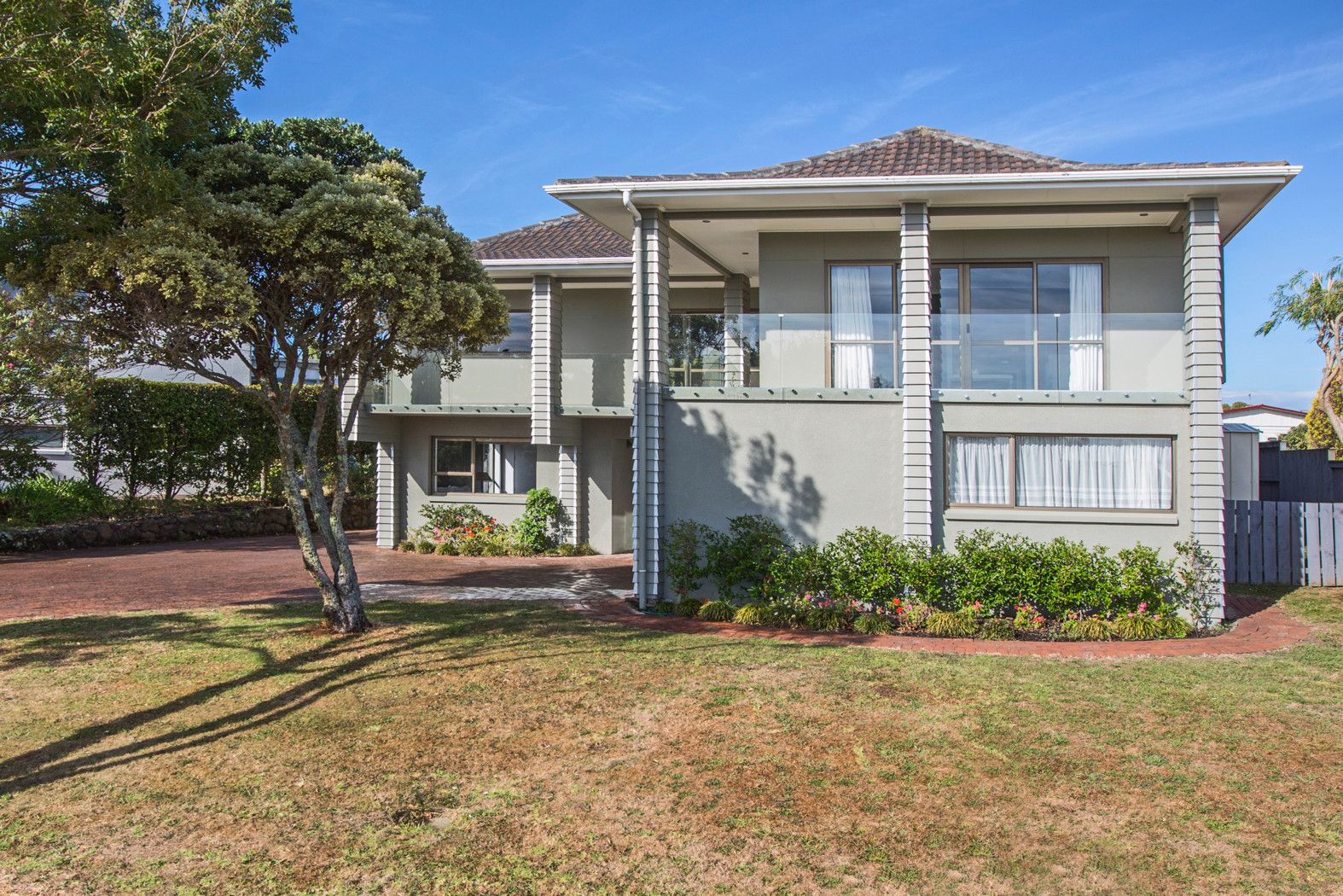 27 Bramley Drive, FARM COVE, Manukau City