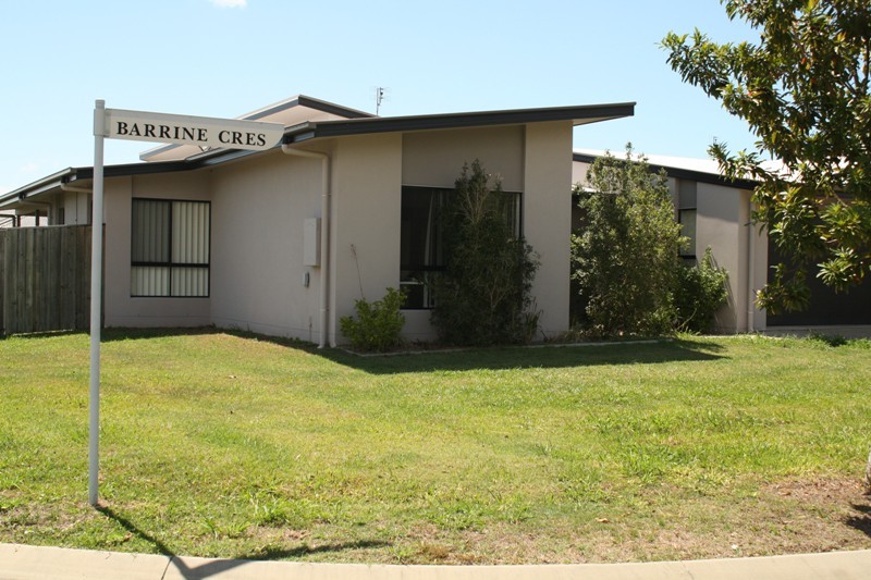 1 Barrine Crescent, CALOUNDRA WEST, QLD 4551