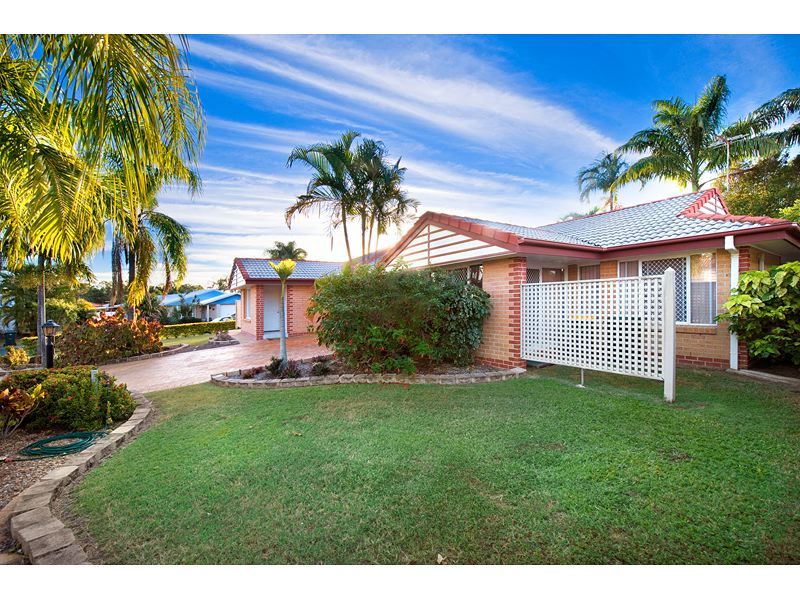 2/17 Meyenberg Court, NORMAN GARDENS, QLD 4701