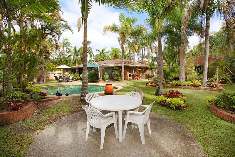 51 Woodlands Crescent, BUDERIM, QLD 4556