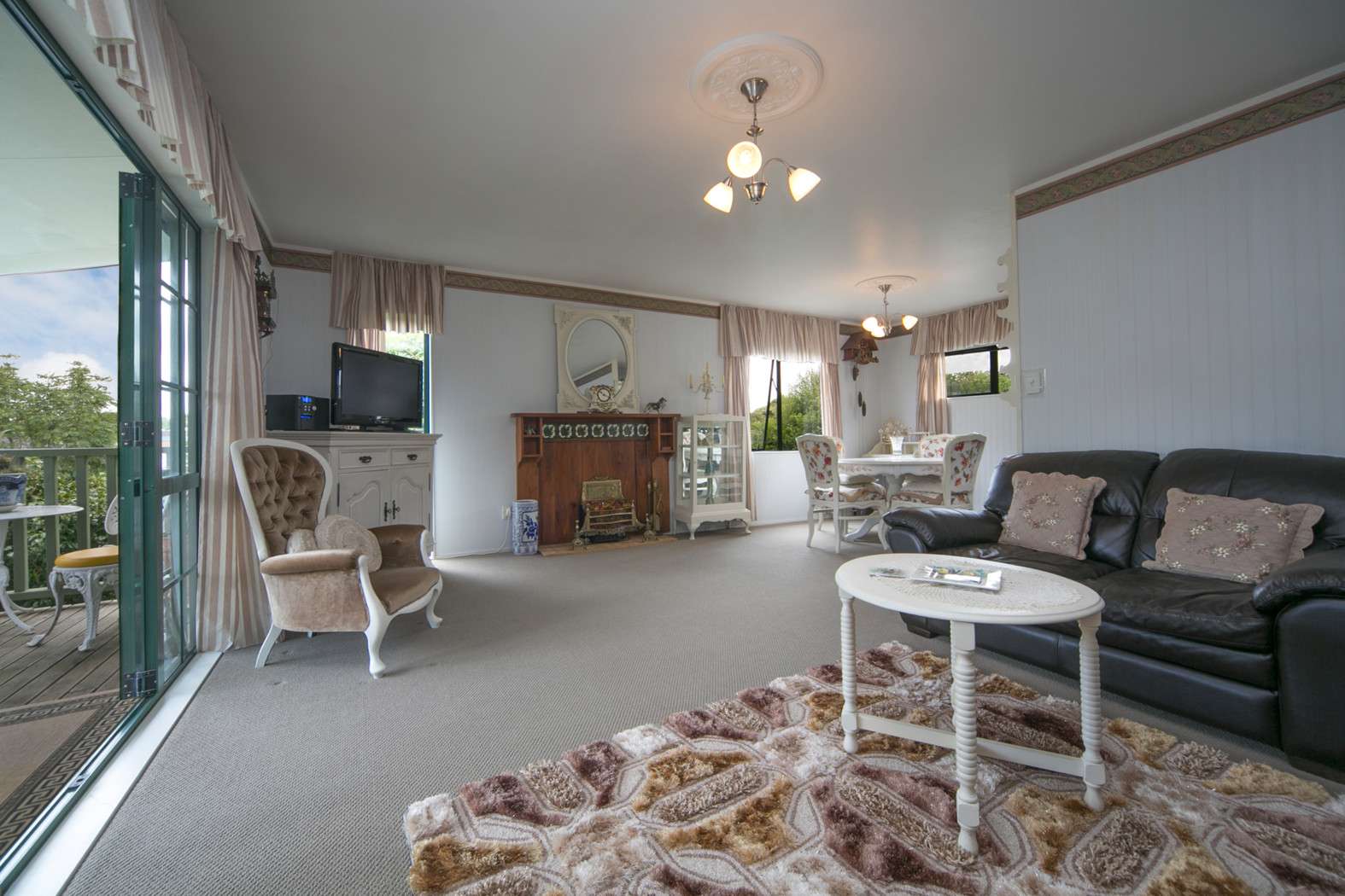 1/4 Trafalgar Street, Onehunga, Auckland City Real Estate Ray White