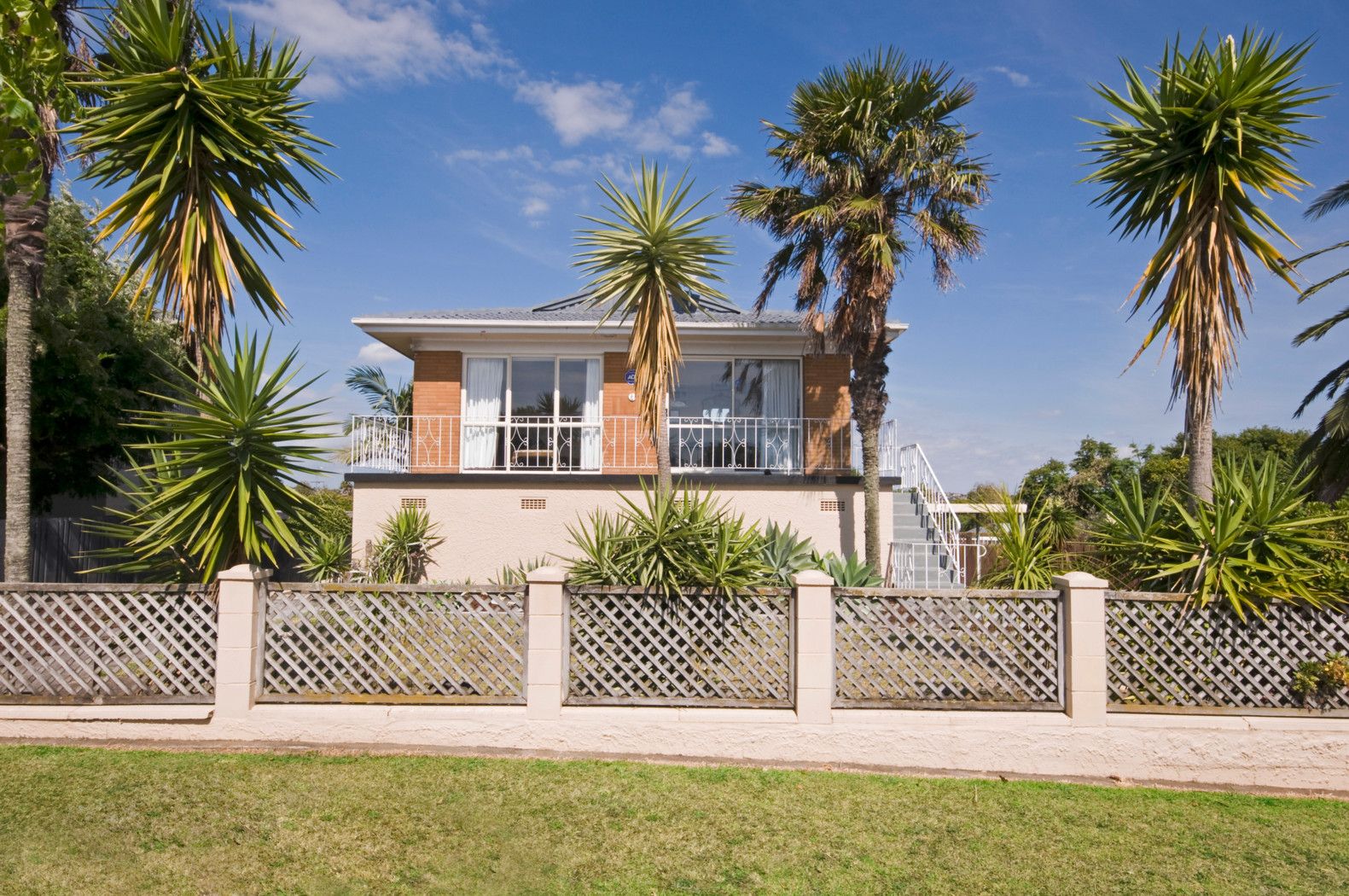 56 Prince Regent Drive, HALF MOON BAY, Manukau City