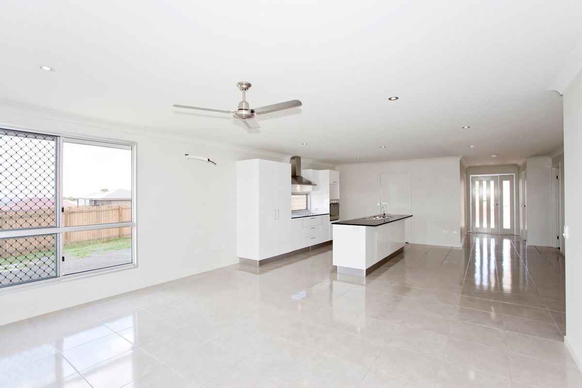 4 Campbell Drive, Highfields, QLD 4352